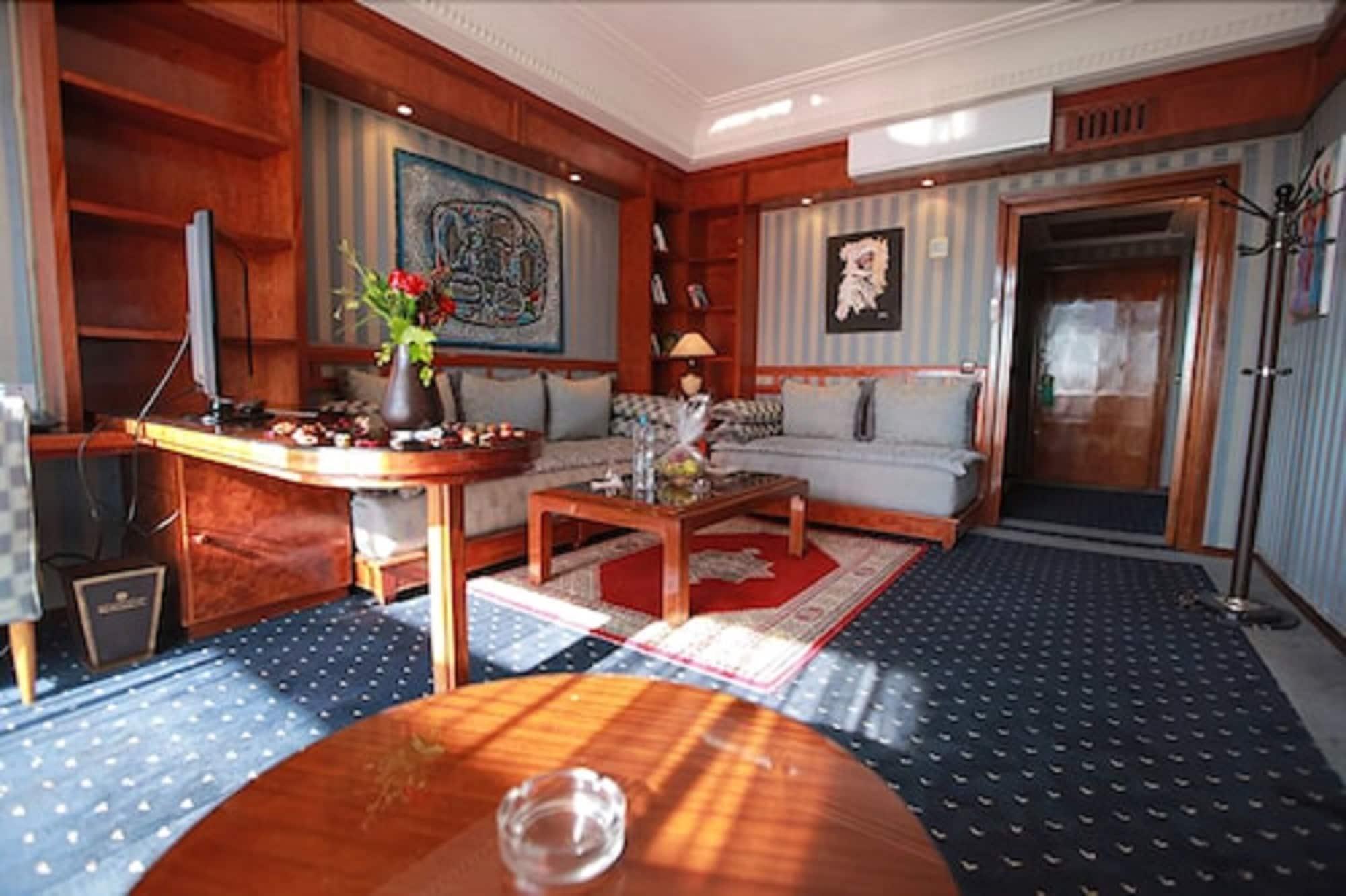 Hotel Transatlantique Мекнес Экстерьер фото