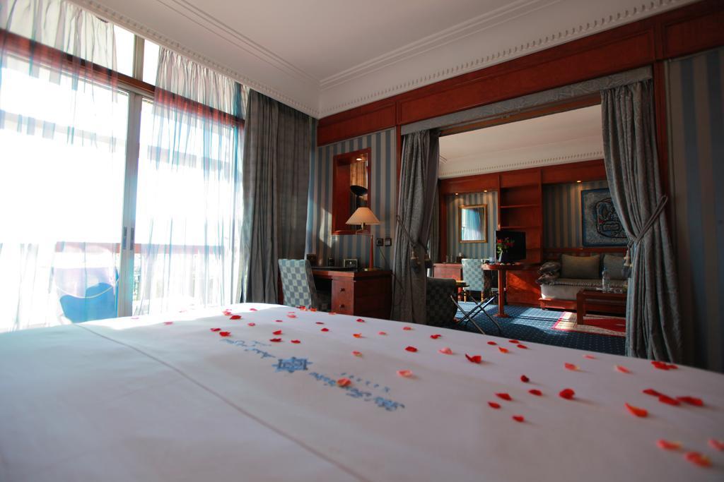 Hotel Transatlantique Мекнес Экстерьер фото