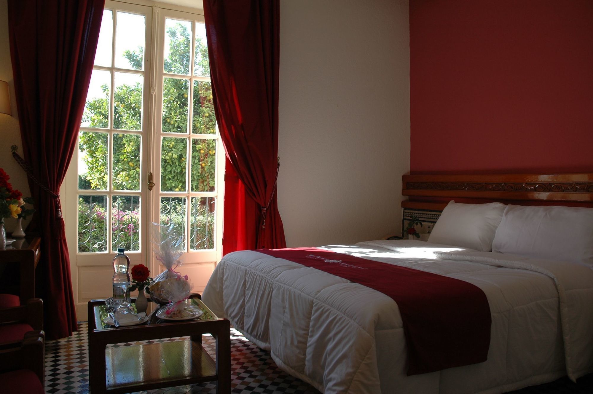 Hotel Transatlantique Мекнес Экстерьер фото